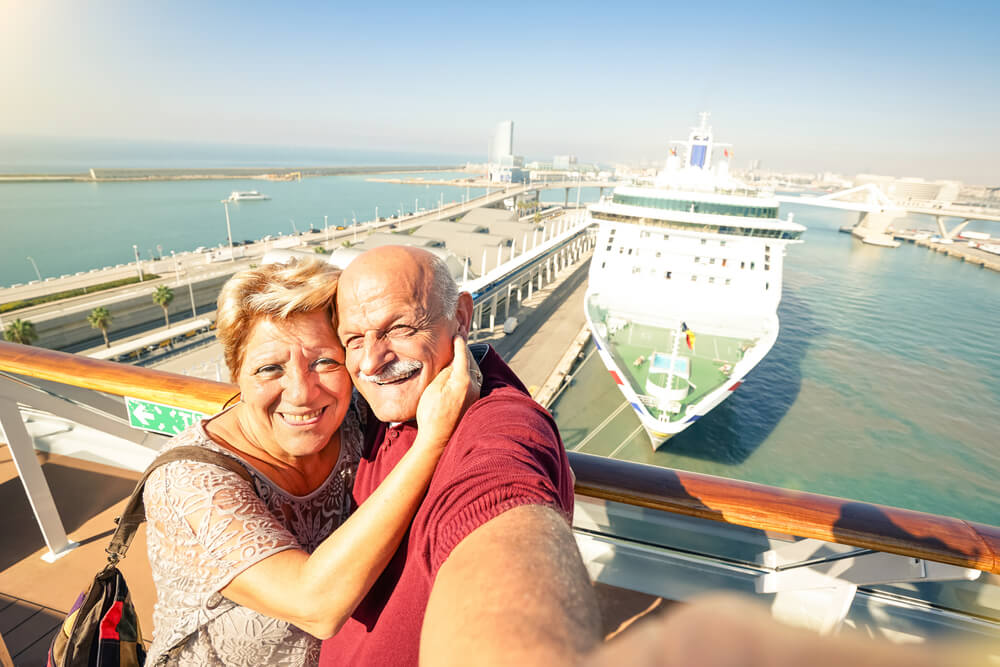 Cruise voor senioren over zee